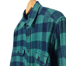 Cargar imagen en el visor de la galería, Goodfellow Green Plaid shirt

