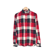 Cargar imagen en el visor de la galería, J. Crew Plaid Shirt

