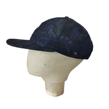 Cargar imagen en el visor de la galería, Three Looms New Era Navy Blue Cap
