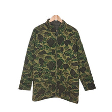 Cargar imagen en el visor de la galería, Parka Camouflage J
