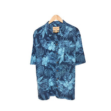 Cargar imagen en el visor de la galería, Havana Jacks Hawaiian Blue Shirt

