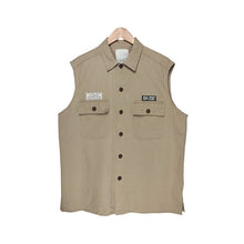 Cargar imagen en el visor de la galería, GAP Beige Vest
