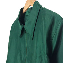 Cargar imagen en el visor de la galería, Green Windbreaker Jacket
