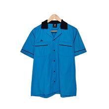 Cargar imagen en el visor de la galería, Hilton Bowling Shirt
