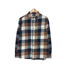 Cargar imagen en el visor de la galería, Red Head Brown Plaid Shirt
