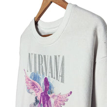 Cargar imagen en el visor de la galería, Nirvana White Hoodie
