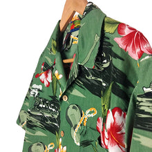 Cargar imagen en el visor de la galería, Green Hawaiian Shirt
