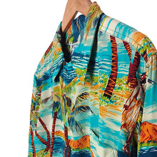 Cargar imagen en el visor de la galería, Avanti Hawaiian Shirt
