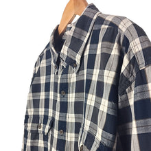 Cargar imagen en el visor de la galería, Carhartt Plaid Shirt
