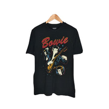 Cargar imagen en el visor de la galería, Old navy Bowie T-Shirt
