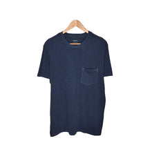 Cargar imagen en el visor de la galería, RVCA Blue T-Shirt
