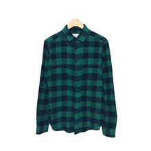 Cargar imagen en el visor de la galería, Goodfellow Green Plaid shirt
