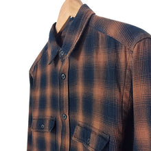 Cargar imagen en el visor de la galería, H&amp;M Plaid Shirt
