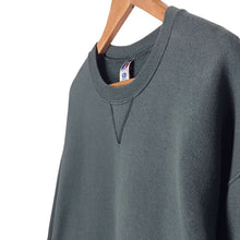 Cargar imagen en el visor de la galería, Russell Athletic Hoodie
