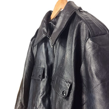 Cargar imagen en el visor de la galería, American Leatherwear Motorcycle Jacket
