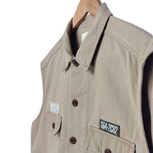 Cargar imagen en el visor de la galería, GAP Beige Vest
