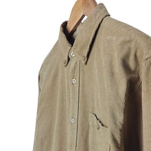 Cargar imagen en el visor de la galería, John Blair Corduroy Shirt
