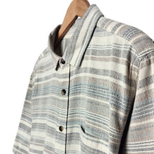 Cargar imagen en el visor de la galería, Pendleton Striped Shirt

