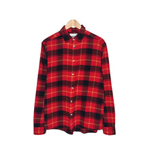 Cargar imagen en el visor de la galería, Urban Outfitters Plaid Shirt
