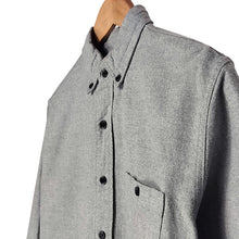 Cargar imagen en el visor de la galería, J. Crew  Gray Shirt
