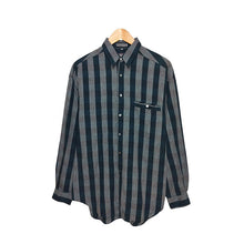 Cargar imagen en el visor de la galería, JT Beckett Casual Striped Shirt
