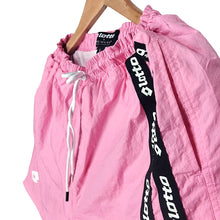 Cargar imagen en el visor de la galería, Lotto Pink Sports Short
