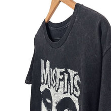 Cargar imagen en el visor de la galería, Misfits T-Shirt
