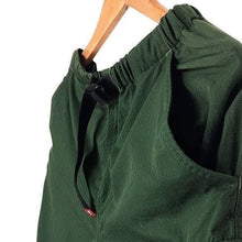 Cargar imagen en el visor de la galería, The North Face Bermuda Shorts
